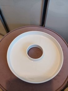 Decorative candle dish