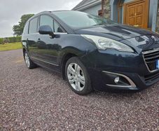 Peugeot 5008 2016 excellent family car