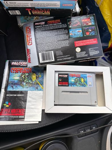 Super Nintendo retro console + games Mario snes