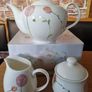 AYNSLEY Bloom Teapot Sugar Cream Set Image 3