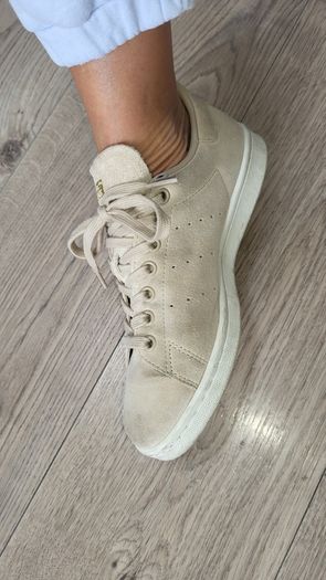 ADIDAS Unisex Stan Smith beige suede Sz 6UK (Fit 6.5 Women)