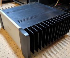 Classe CA201 Power Amplifier