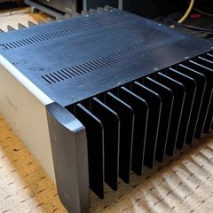 Classe CA201 Power Amplifier