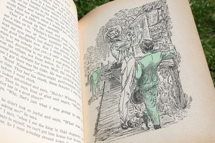Vintage Classic Children's Edition, Huckleberry Finn  by Mark Twain