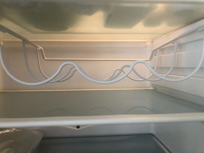 Universal fridge bottle and wine holder