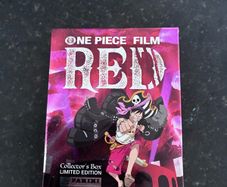 One piece cards limited edition collectors box