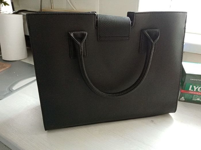 handbags