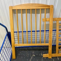 baby bed/ cot