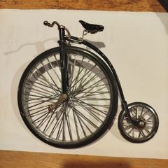 Penny farthing 7" tall