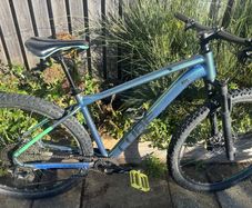 hardtail mountain bike cube reaction pro.