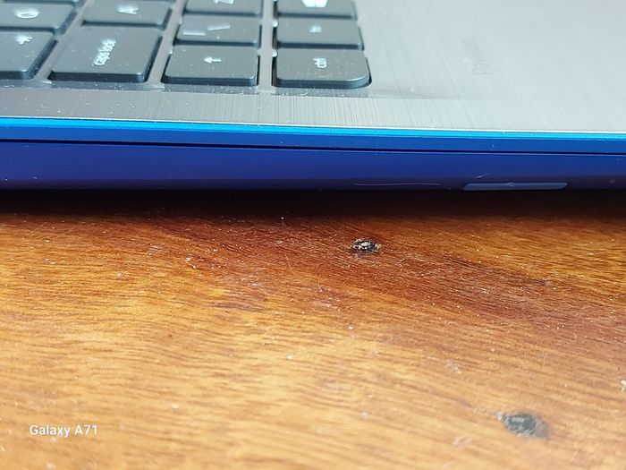 HP Pavilion 15.6 inch Laptop, Blue, Intel Core i3-5157U, 2.5GHz, 8GB Ram, 1 Terrabyte HDD, Windows 10, Microsoft Edge, Opera, Firefox, avast, VLC