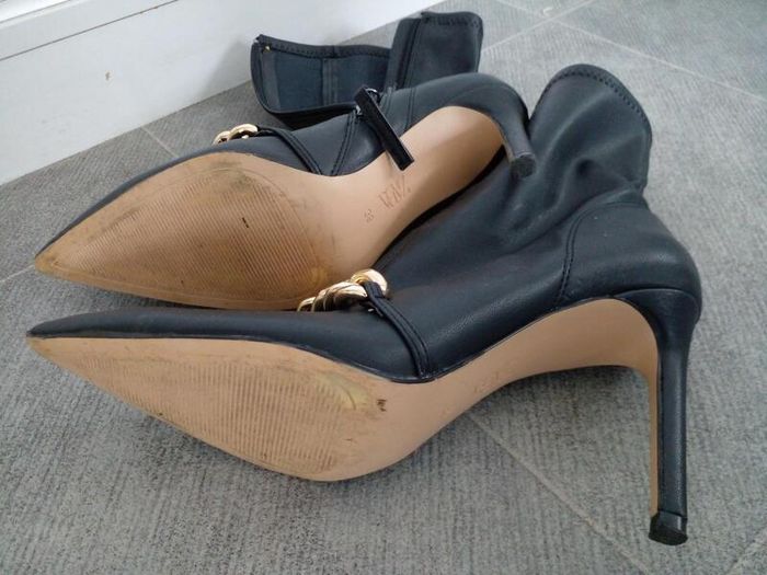 Zara Boots size 39