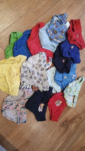 Boys clothes&shoes bundle age 3-4
