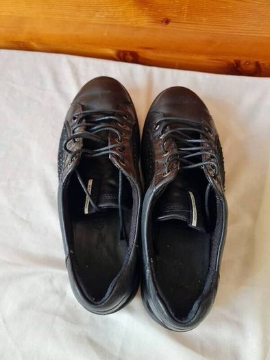 ecco soft 3 Size 6 eu 39 black In excellent condition
