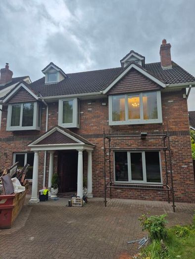 windows and doors , fitting services