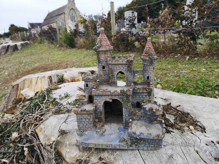 castle handcrafted model, great decoration