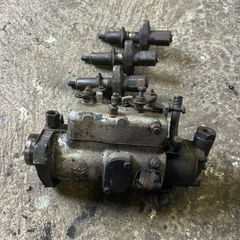 Leyland 245/International 574 parts