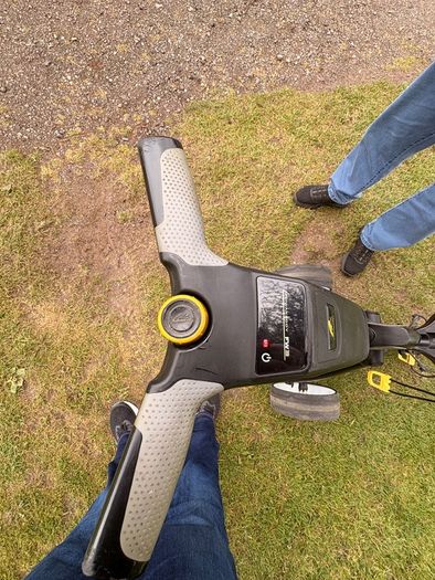 Powacaddy FW3 golf trolley