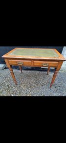 victorian leathertop desk