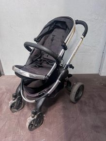 Icandy Buggy and carrycot