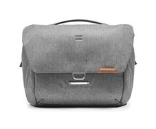 Peak Design - Everyday Messenger V2 - 13L - Ash - Complete, Like New! RRP 250 Euro