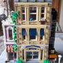 Lego Creator Expert Police Station Set #10278 Image 2
