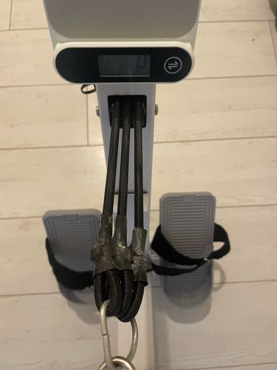 manual rowing machine