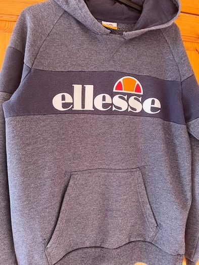 ELLESSE  hoodie sweater. Grey & Charcoal. Size small adult / labelled age 13/14 . Great Quality & In very good condition. Weighty 50% cotton