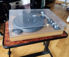Yamaha YP-511.Great Direct Drive turntable from the Japanese Golden era 1970s.Heavy Plinth. Full service done
