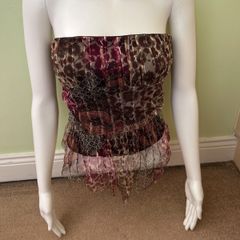 Strapless top