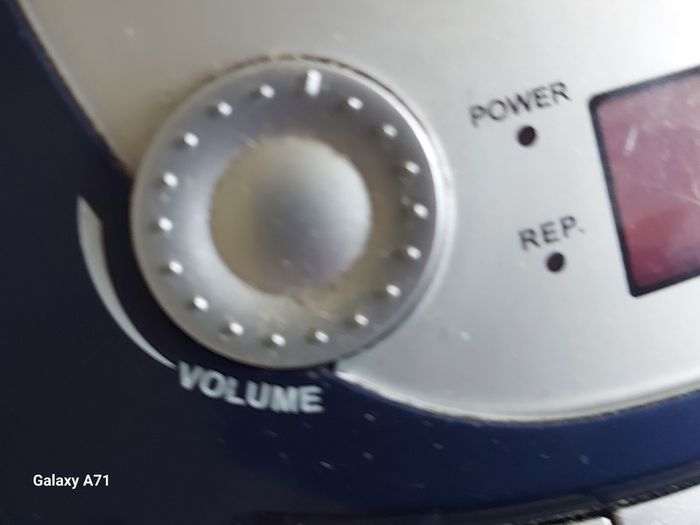 BUSH Portable CD Player with Radio Cassette Recorder, Radio and Tapes working fine, CD Player not playing