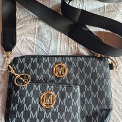 bag and matching purse
