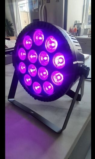 14 LED RGBW par light. Excellent illumination from these LED par lights.