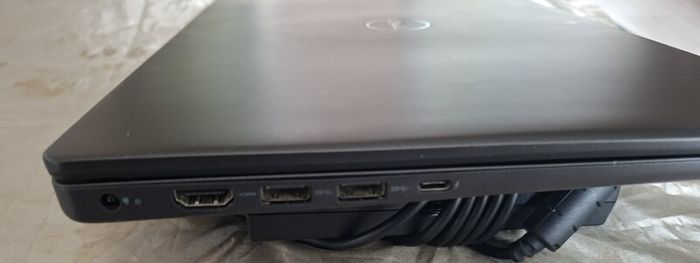 Dell Inspiron 7590 I7-9750h 2.6ghz 32gb Ram 1.5tb Ssd Win 11 Home Black
