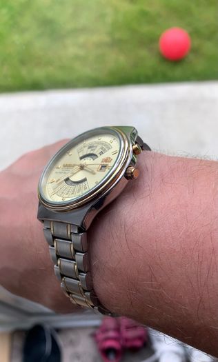 Orient multi-year calendar automatic