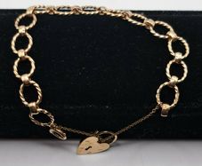 9ct yellow gold bracelet