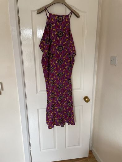 Dress Size 14/16