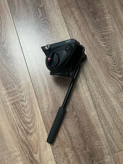 Manfrotto MVH500AH Lightweight Fluid Video Head with Flat Base