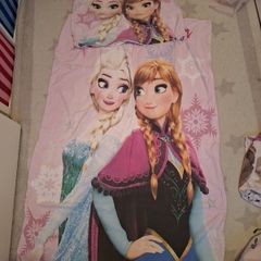 Frozen Duvet set x 2