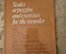 Scales Arpeggios And Exercises For The Recorder. By Margaret And Robert Donington.  First Edition Paperback In Good Condition.  See Photos For Same.