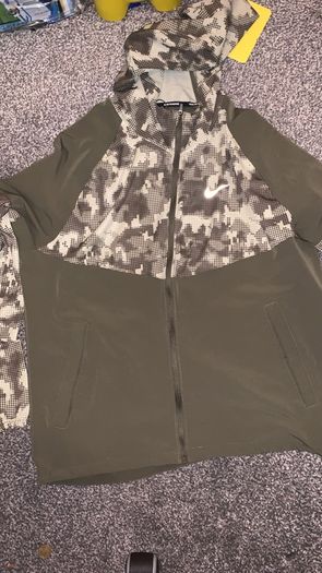 Nike dri fit set