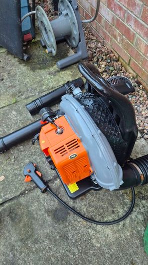 petrol chainsaw leaf blower concrete saw hedge clipper