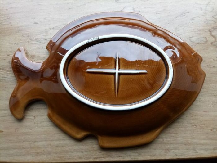 Fish Serving Plate