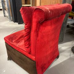 Vintage red velvet lounge chair 110 Euro