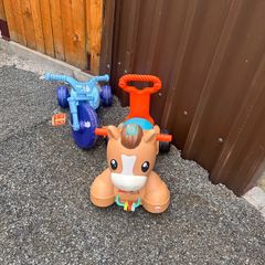 Bluey bike / Fisher price ride on horse for sale.