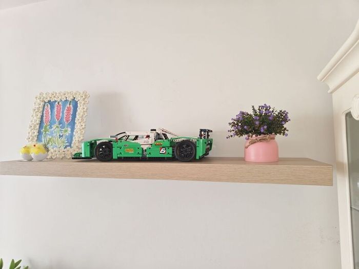Wall shelf