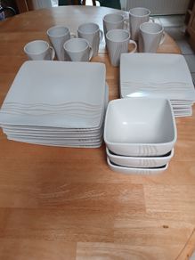 Dining set