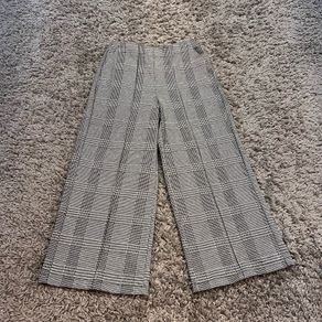 Cropped Trousers