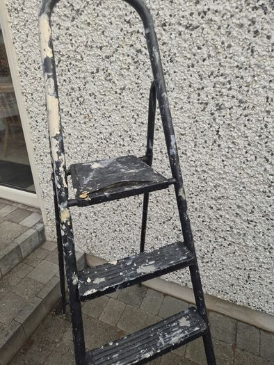 Step Ladder