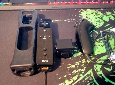 Wii Controller + Nunchuck + Motion Plus Black
